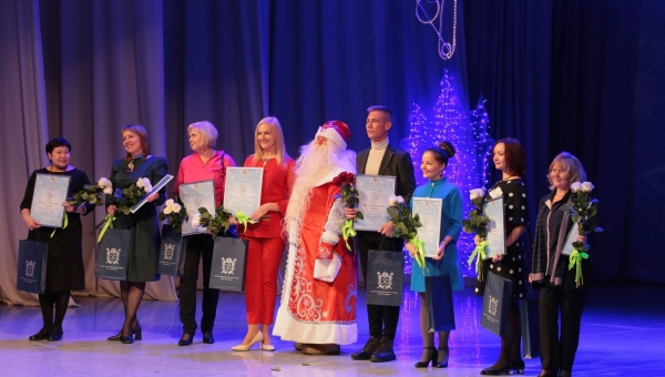 21 декабря в КДЦ "Ижорский" состоялось награждение лауреатов конкурса "Ключ к успеху".